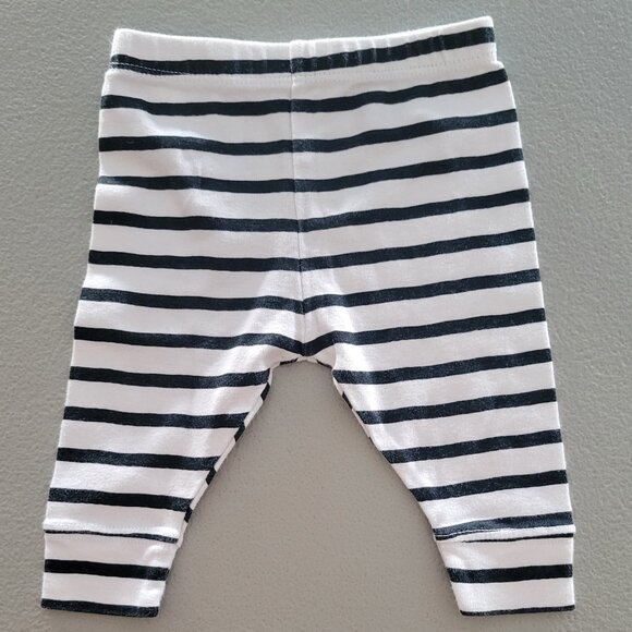 Cloud Island Black and White Outfit 0-3 Months - Picture 6 of 7